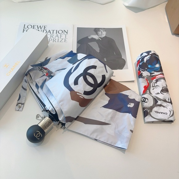 Chanel Artistic Pattern Umbrella - Picture 8 of 9
